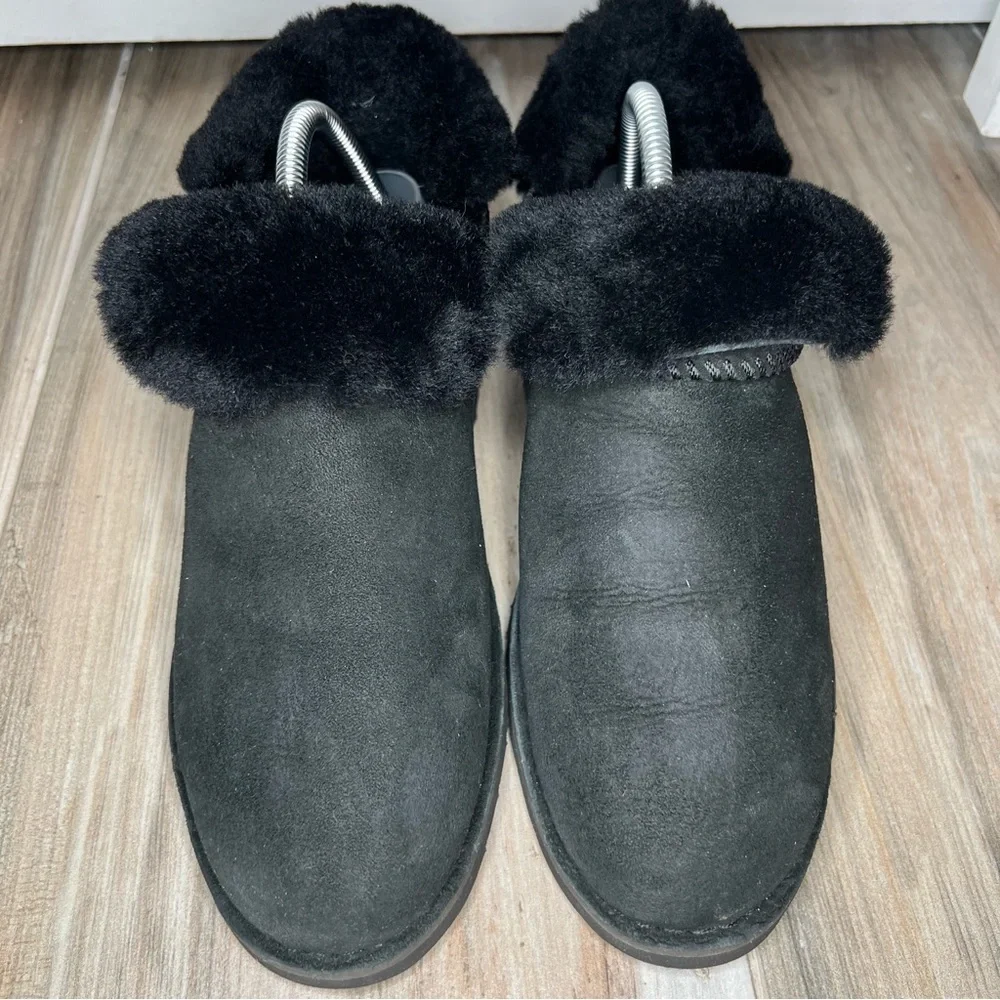 UGG McKay Women's Boots 10 Black Suede Sheepskin Pull-on Ankle Booties 1012358